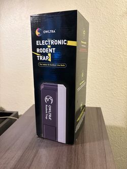 Electronic rodent trap