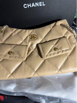 Beige purse