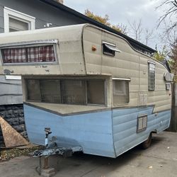 1962 Shasta Trailer Camper