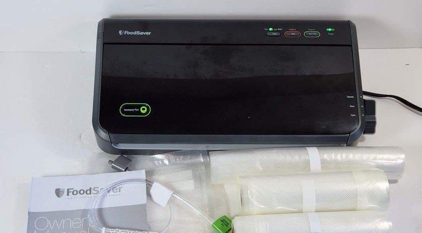 FoodSaver Vacuum Sealer Machine with Automatic Bag Detection #322
