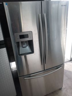 Samsung stainless steel french door refrigerator - Free delivery