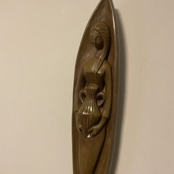 A Beautiful Sculpture, A Lady Holding A Vase (NO SHIPPING)