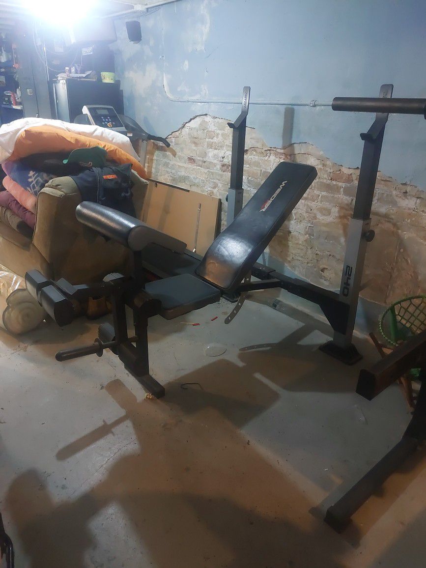  Bench Press  W Bar No Weights 