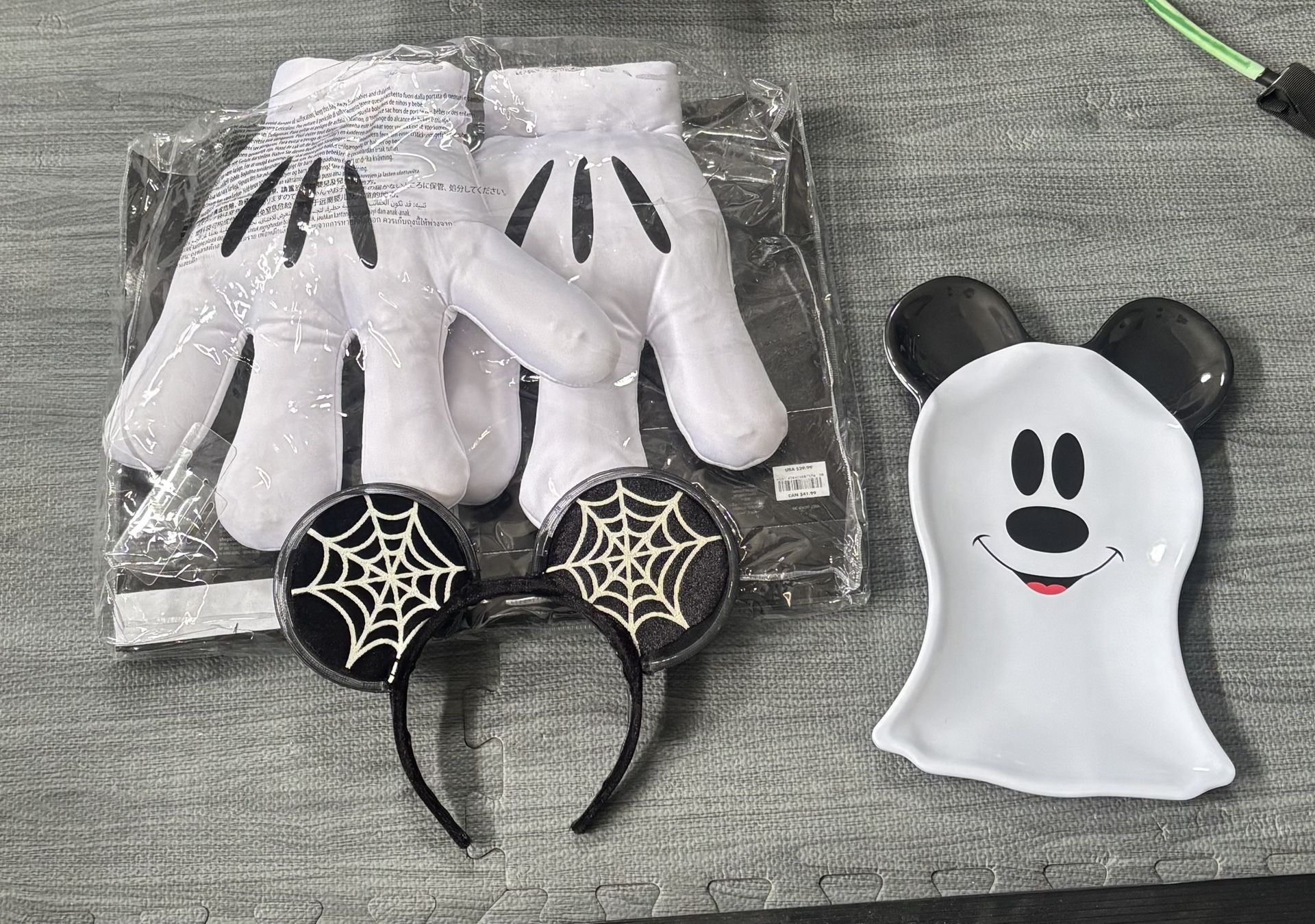 Disney Halloween Items 
