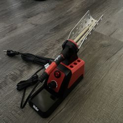 Weller Soldering Iron   Like New