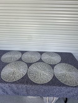 Set of 6 Placemats - Model home decor