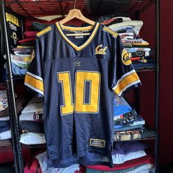 Vintage Cal Bears Jersey🔥 size Medium in Men for $60‼️‼️