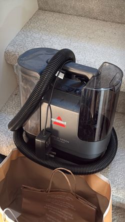 Pet vacuum cleaner