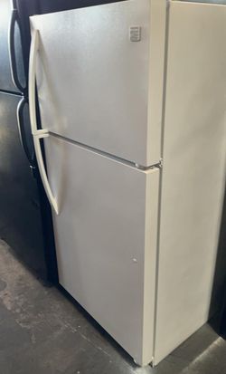 Kenmore Top Mount White Refrigerator
