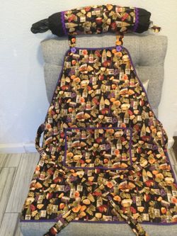 WINE, CHEESE AND GRAPES PATTERN,  ADULT APRON, NEW, 100% COTTON