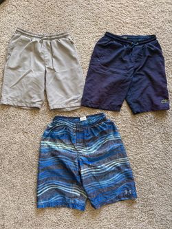 Boys swim trunks - M/L