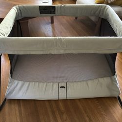 Baby Björn Travel Crib