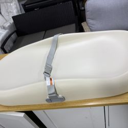 Baby Changing Mat, Lightweight and Portable Changing Station for Diaper Changing and Comfort, with Safety Belt, Waterproof