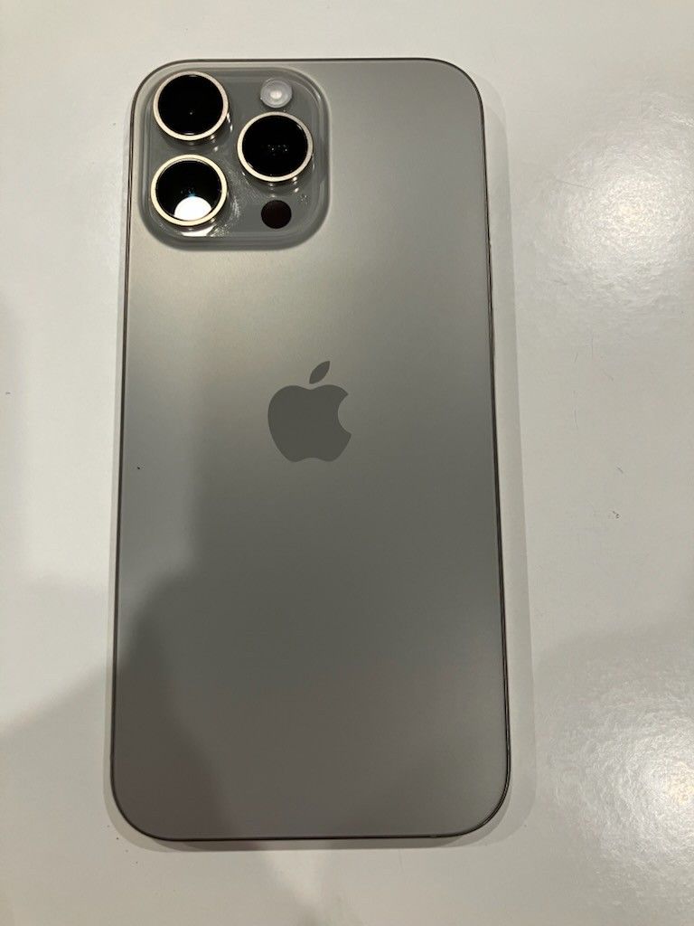 IPHONE 16 PRO MAX