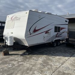 2006 Eclipse Toy Hauler