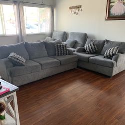 2 piece couch 