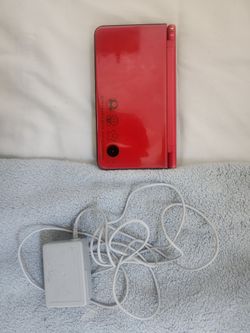 Limited Edition Nintendo DSi XL – Super Mario Bros 25th Anniversary Edition (Red).
