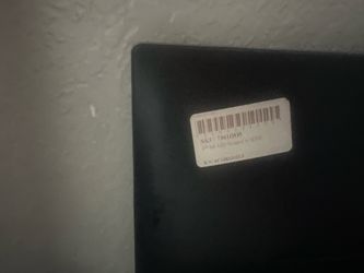 21.5" HP LED Monitor (SKU: 736110S) featuring an HDMI port.