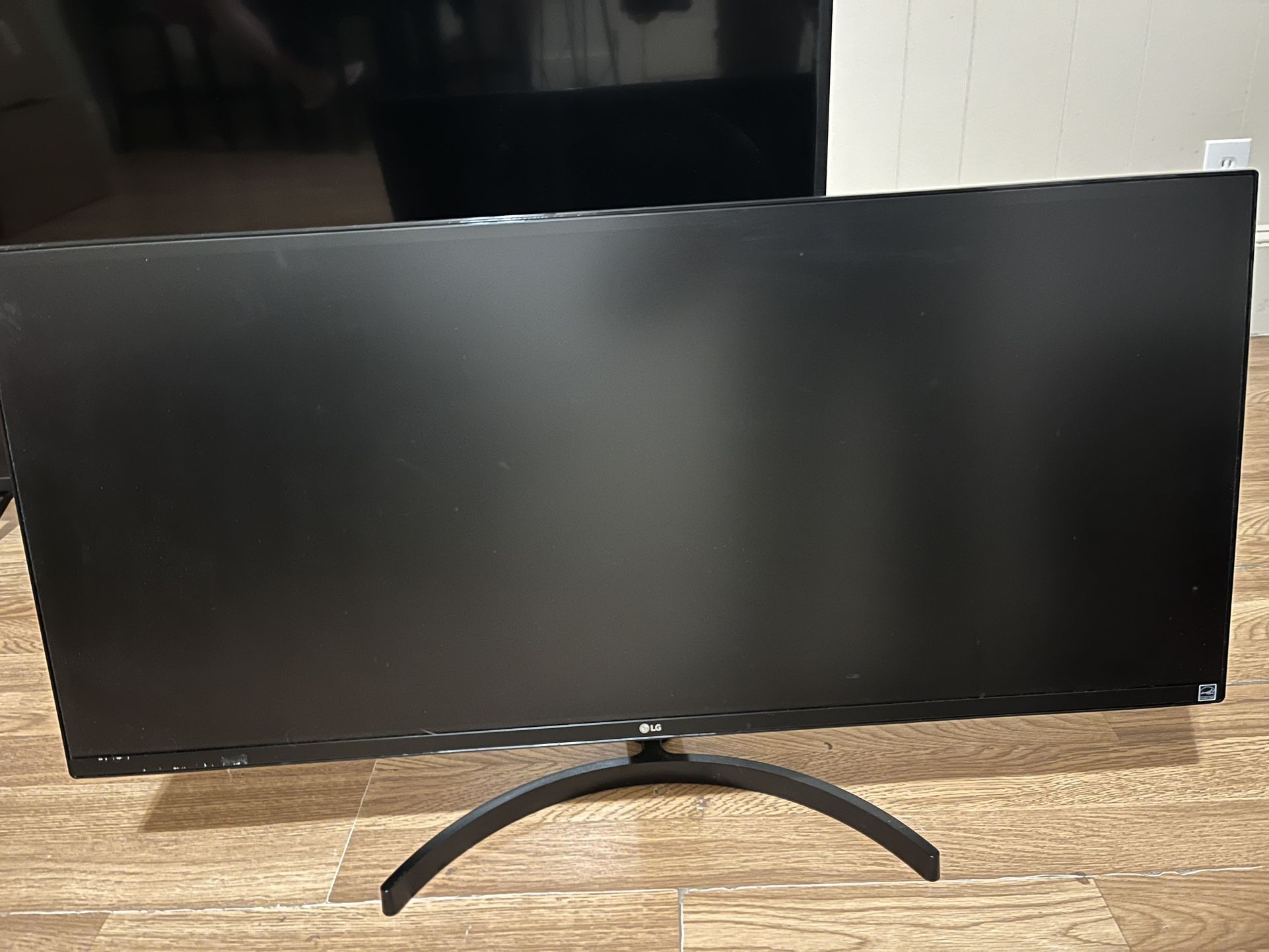 LG Monitor 
