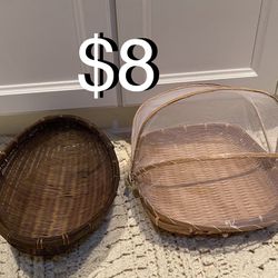 $8 both Food tray with tent & large bread basket