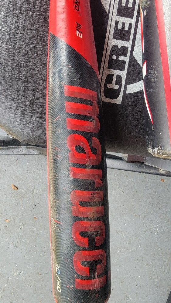 Marucci Baseball Bat 30 -10