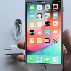 iPhone 6 Plus - UNLOCKED - Like New 
