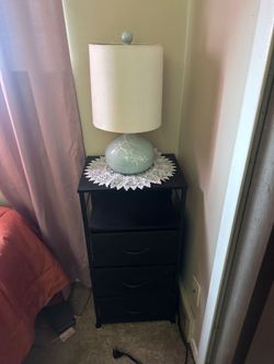 Table lamp