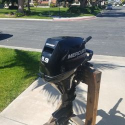 Mercury 9.9hp Outboard Motor 