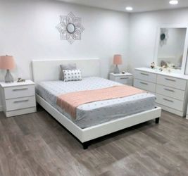 Bedroom Set - Juego de cuarto