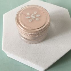 Honeybee Gardens Eyeshadow 