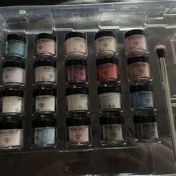 Modelones dip powder