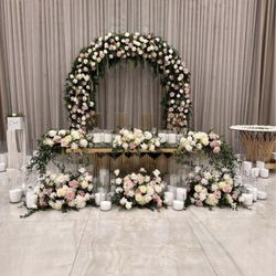 Flower Bride Arch With Centerpieces And Candles 