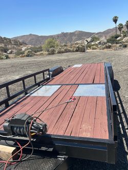 FLATBET enclosed TRAILERS,26’X 7’ TITLE IN HAND