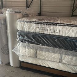 New Queen Size Memory Foam Hybrid And Cool Gel Mattress $190-375 Price Range 
