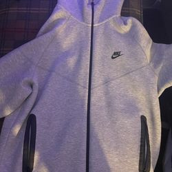 XL Nike Tech Fleece/Tech Pack – Premium Athletic Hoodie/Pants