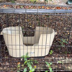 Aspen Dog Crate & Raised Dog Feeder