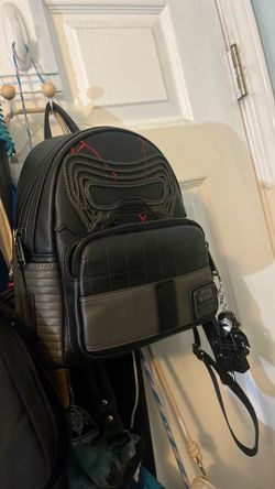 Kylo ren lounge fly