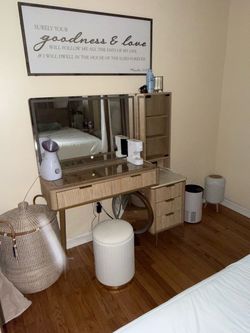 Vanity Desk with Lighted Mirror natural wood color