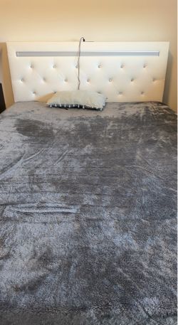Se vende por motivos de mudanza todo está perfecto buen precio
