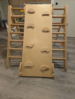 Foldable Wooden Climbing Triangle Ladder For Toddlers