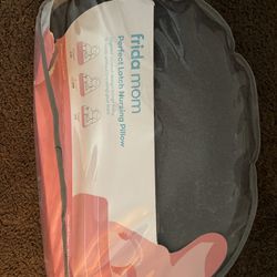 Nursing/ Breast Feeding Pillow