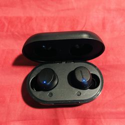 Mpow Bluetooth Headphones In Brand New Condition 30$