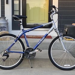L.L. Bean Acadia Cruiser Men s Comfort Hybrid Bicycle. for Sale in Olathe KS OfferUp