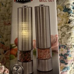 Salt And Pepper Grinder
