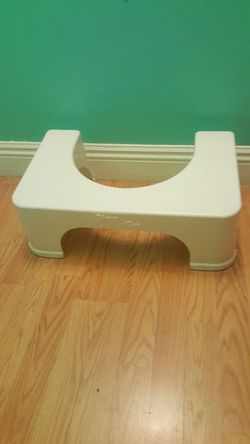 Sqaddy potty..for toilet use..Brand New!