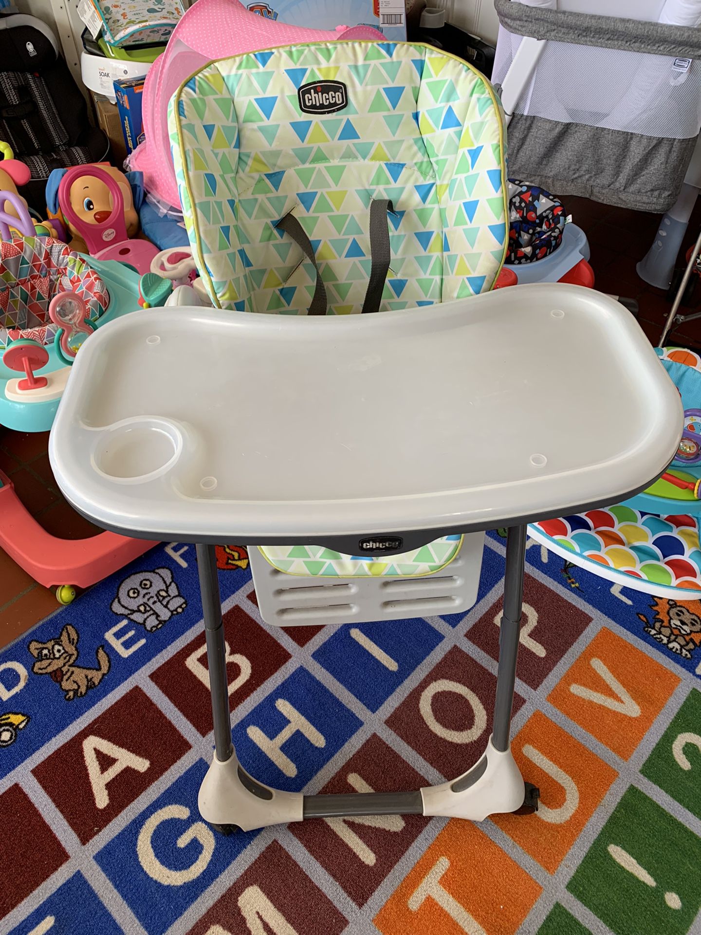 Chicco High Chair $25 Firm!! ✅Pick Up Only ✅👇🏻👀description 👇🏻