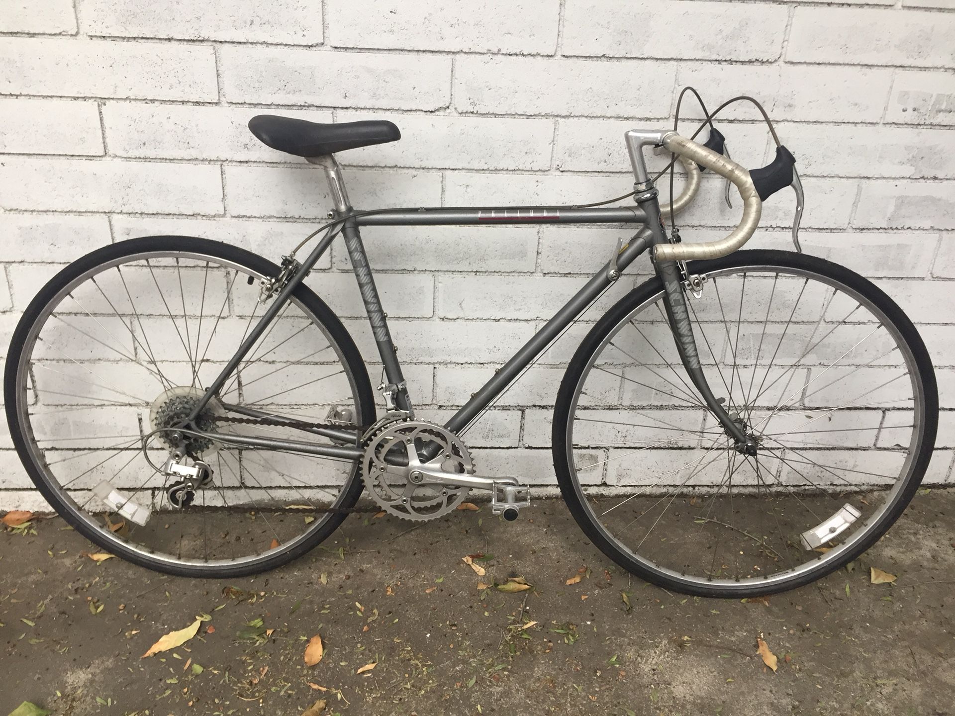 “””1986 Schwinn Prelude Road Bike - Columbus”””