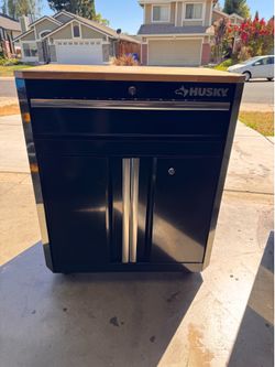 Husky cabinet