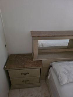 Bedroom set