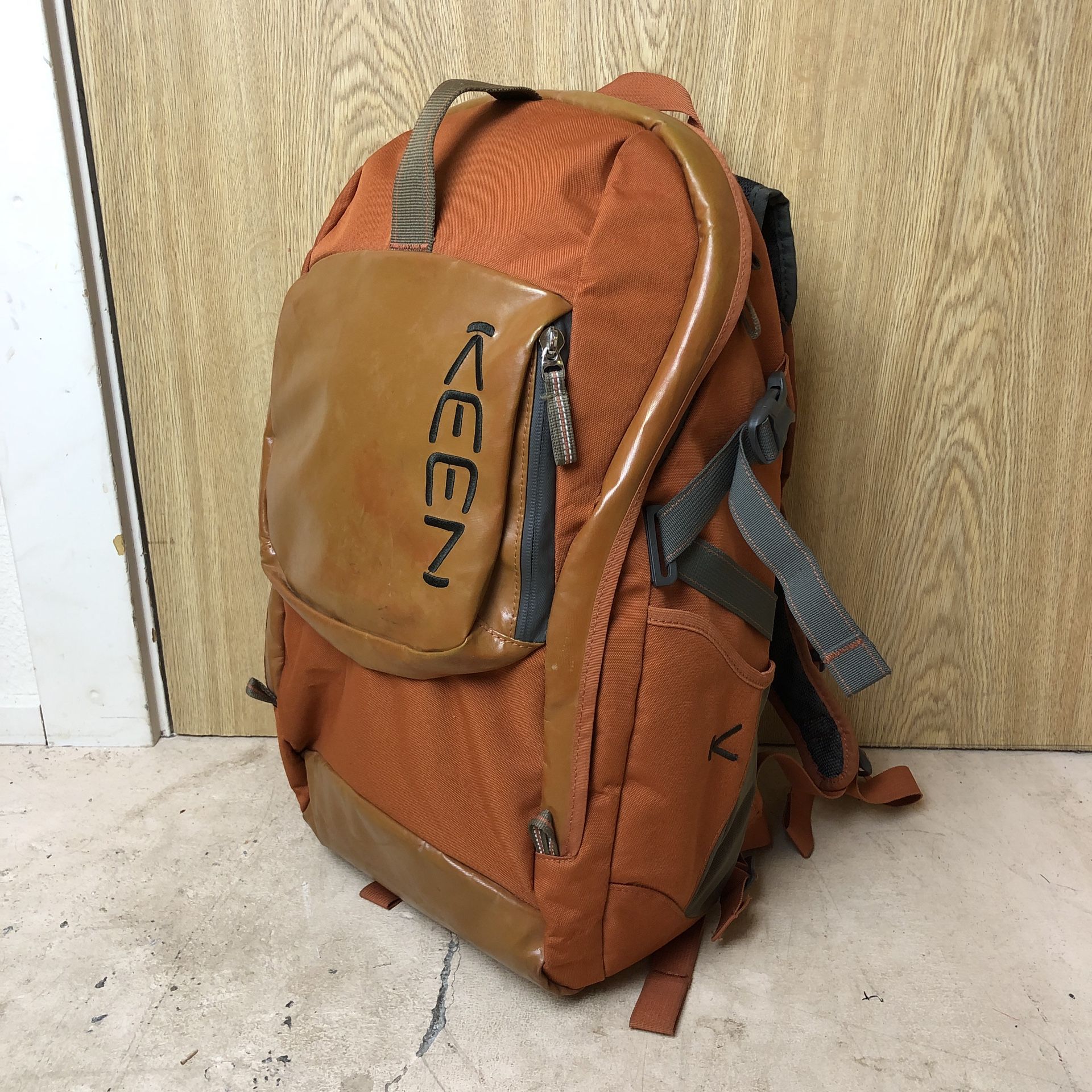 Keen Tilden Daypack Backpack (Orange)